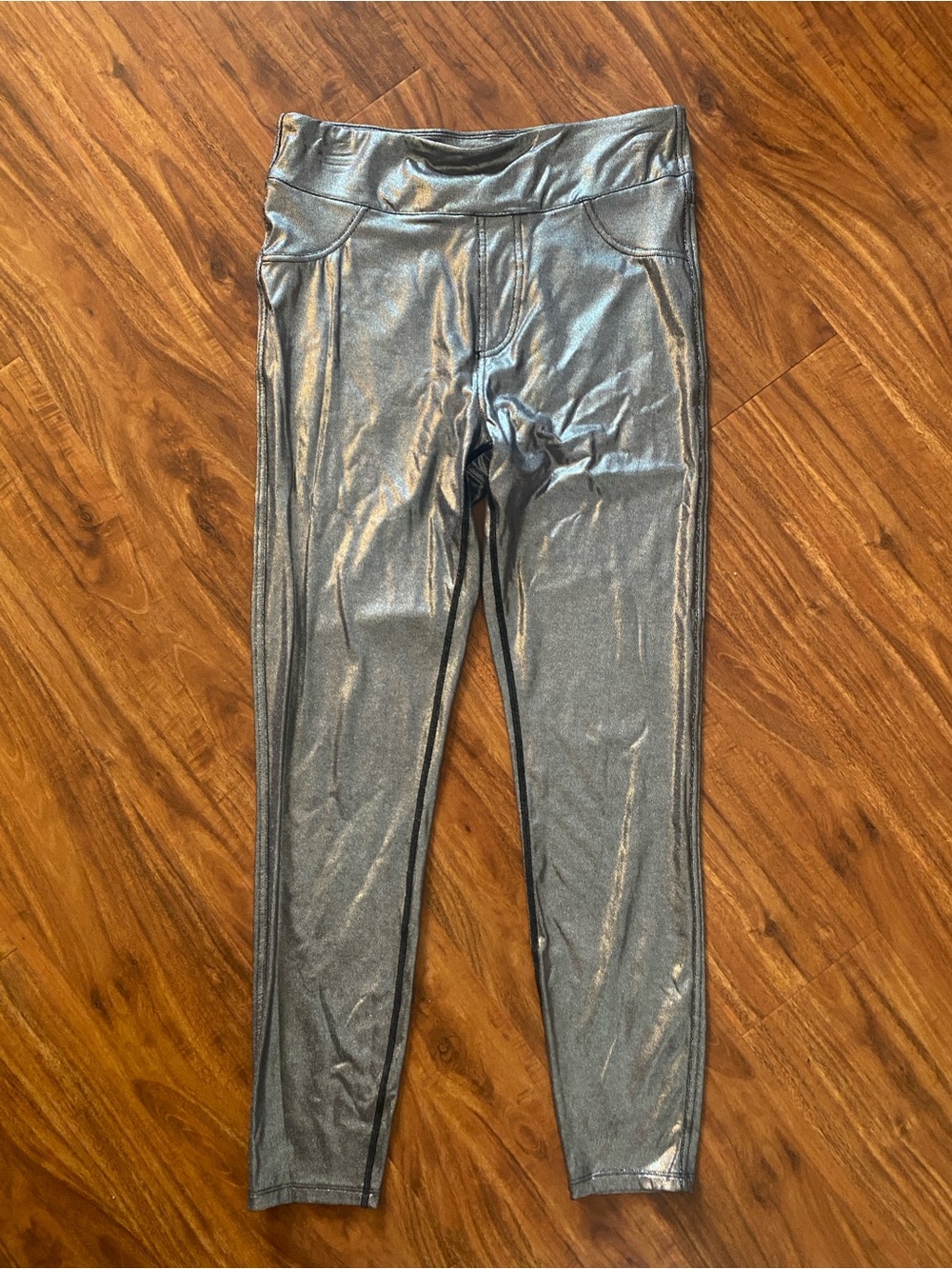 Amazon Womens Silver Metallic Foil Leggings Size Medium Streetwear Rocker Grunge